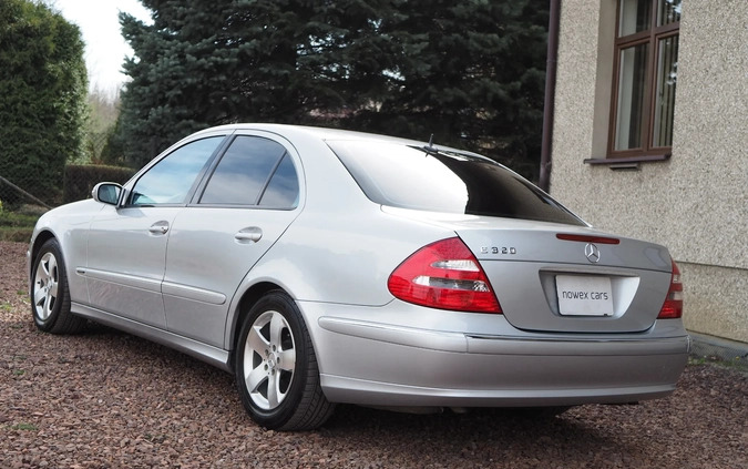 Mercedes-Benz Klasa E cena 41900 przebieg: 118886, rok produkcji 2002 z Mirsk małe 781